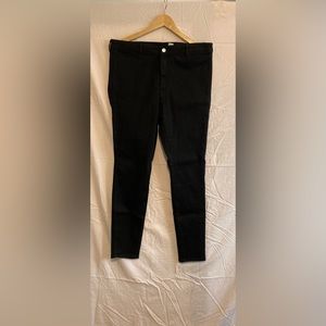 Black H&M Skinny Jeans Women’s Size 16